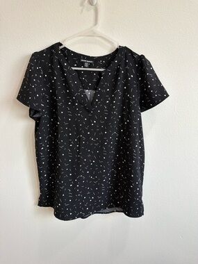 Hilary Radley Black Short Sleeve Notch-Neck Blouse with White Confetti